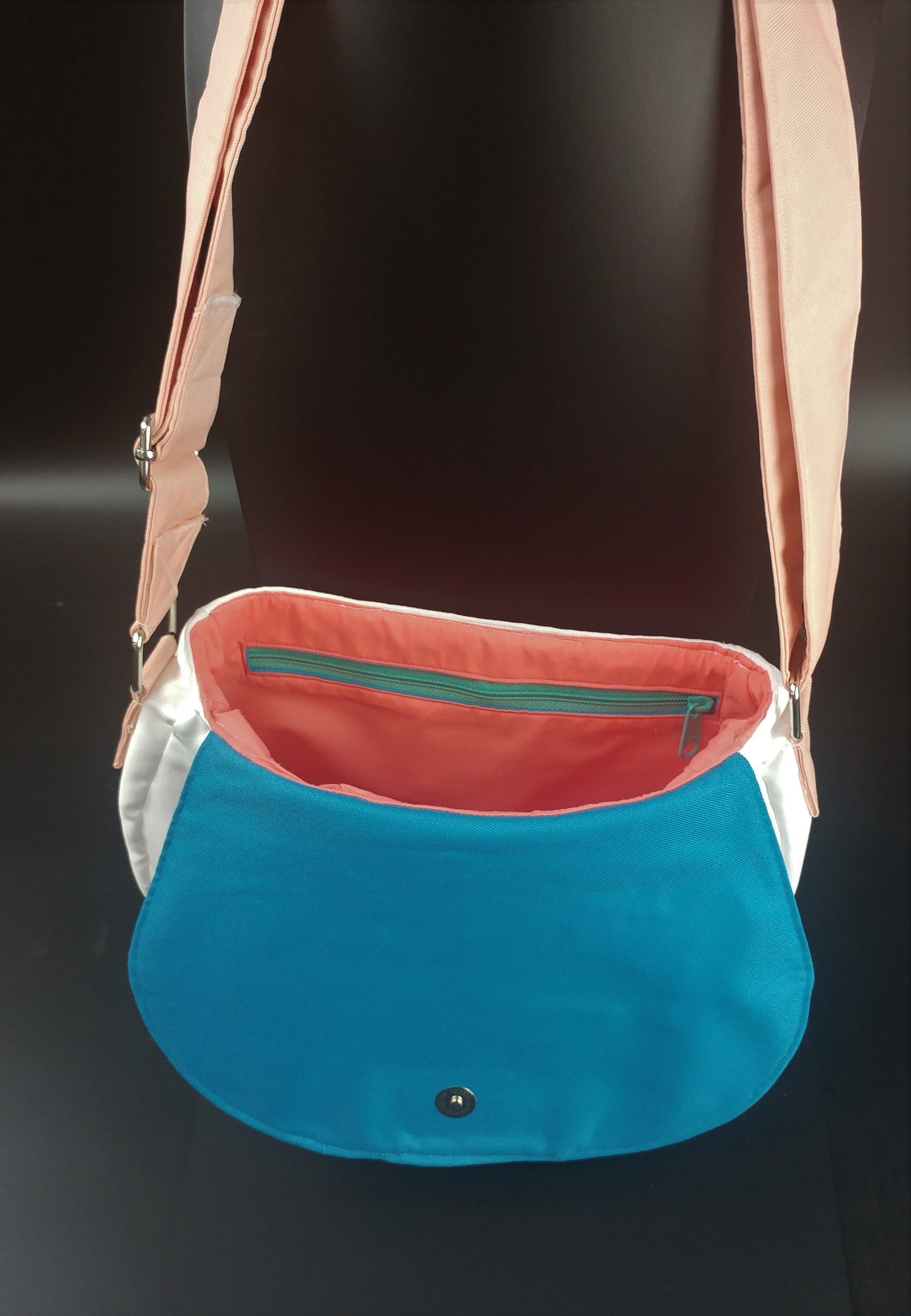 Pearl Half-Circle Purse